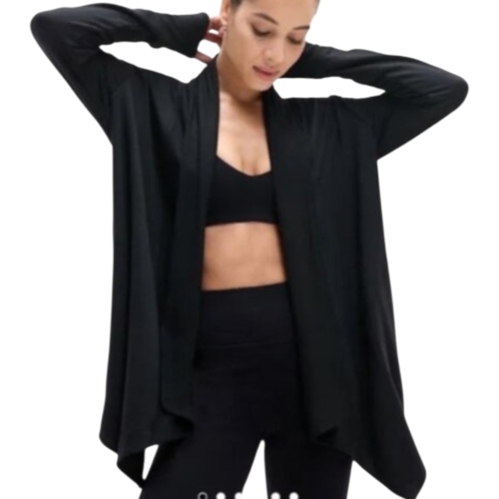 Athleta Pranayama Restore Wrap in black Nirvana fabric Size Large